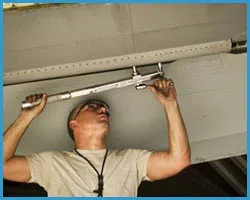 United Garage Door Milwaukee, WI 262-726-4735 United Garage Door Milwaukee, WI 262-726-4735 - sidebar-door-install-15-05m